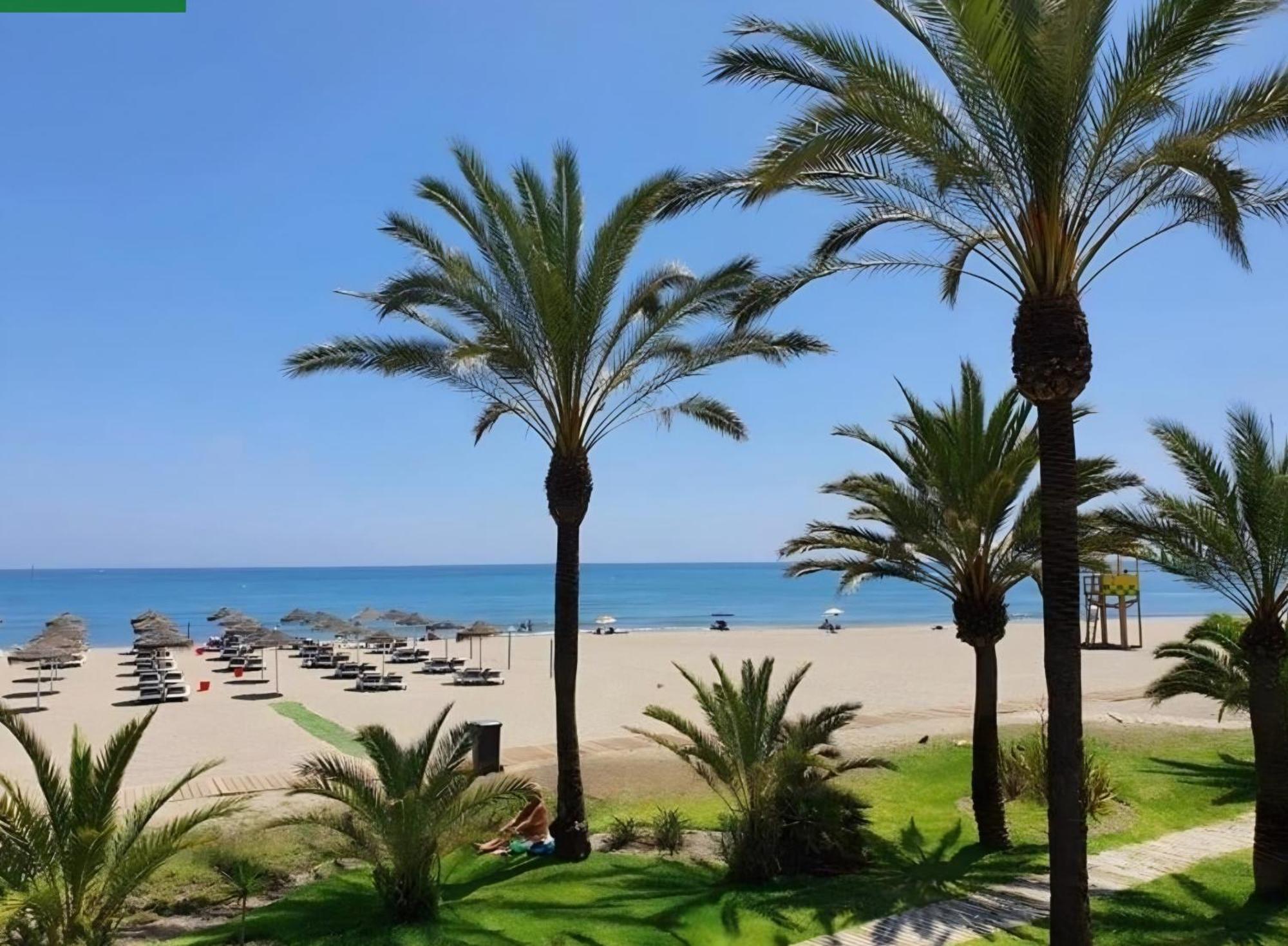 Casa Oasis Benalbeach Benalmadena Exterior photo