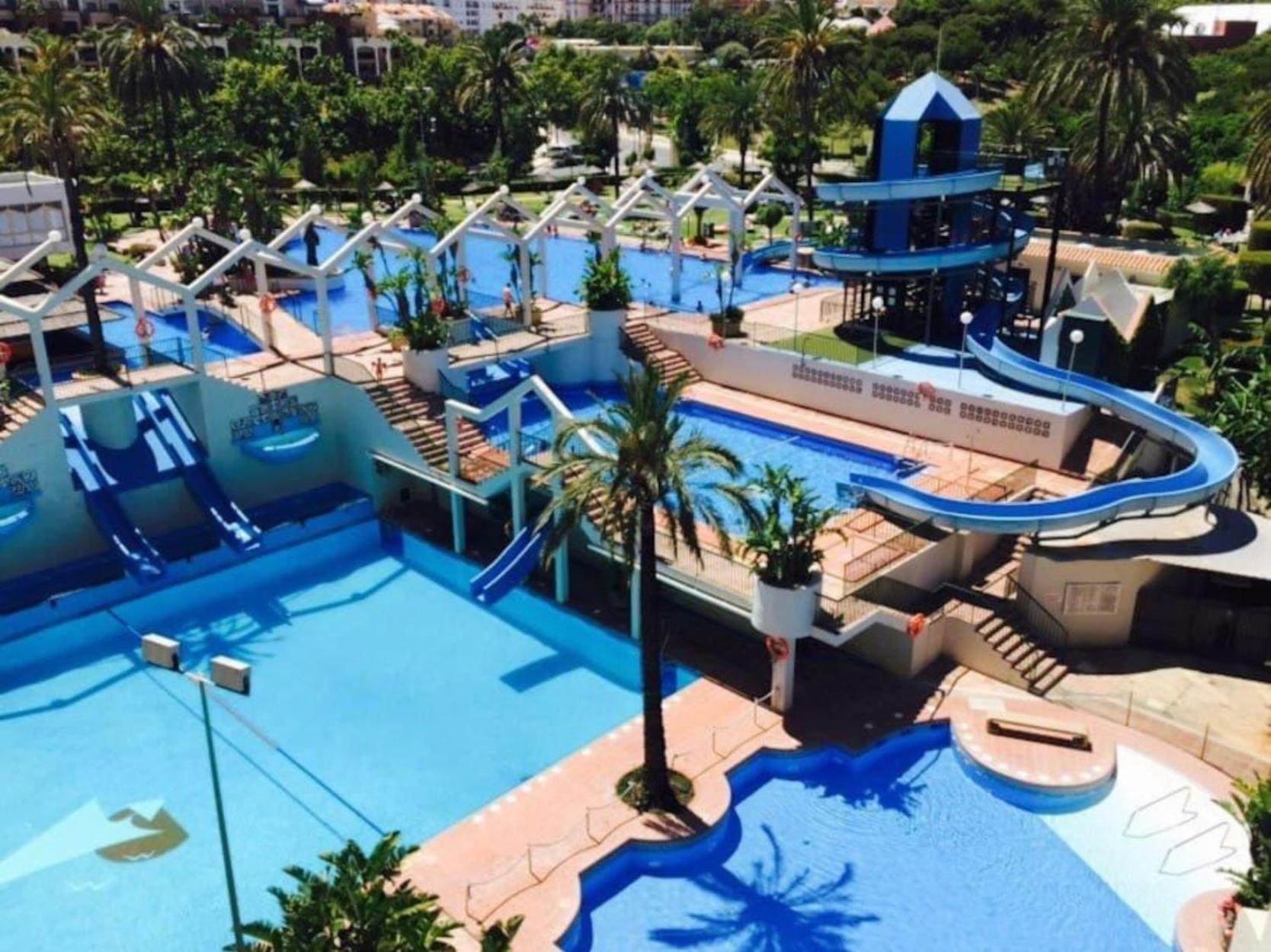 Casa Oasis Benalbeach Benalmadena Exterior photo